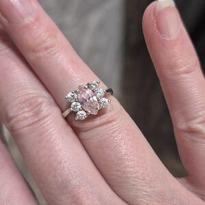 Stunning Silver Ring with Clear Stones